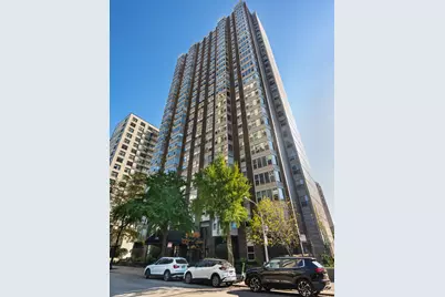 525 W Hawthorne Place #1204, Chicago, IL 60657 - Photo 1