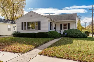 2028 Pierce Ave, Rockford, IL 61103 - Photo 1