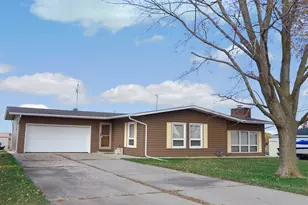 3757 N Il Route 71, Sheridan, IL 60551 - Photo 1