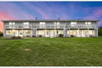 17438 W Walnut Lane, Gurnee, IL 60031 - Photo 1