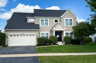 445 E Becker Pl, Sycamore, IL 60178 - Photo 1