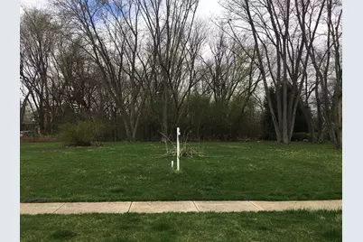 931 Sherborne Court, Libertyville, IL 60048 - Photo 1