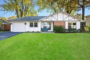 1517 Sequoia Ln, Darien, IL 60561 - Photo 1