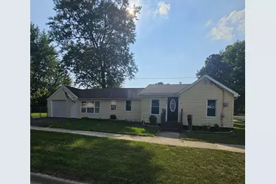 900 Charles Street, Aurora, IL 60506 - Photo 1