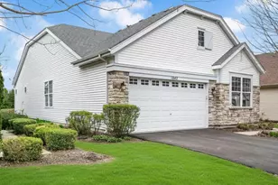 1842 Highbury Ln, Aurora, IL 60502 - Photo 1