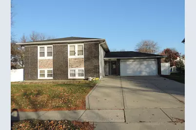 [Address not provided], Downers Grove, IL 60516 - Photo 1