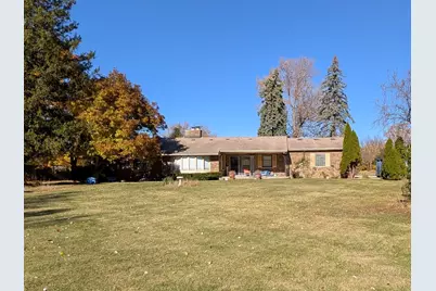 1967 Red Fox Lane, Green Oaks, IL 60048 - Photo 1