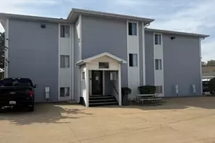 3170 W Monroe St, Waukegan, IL 60085 - Photo 1