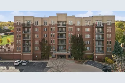 615 Perrie Drive #605, Elk Grove Village, IL 60007 - Photo 1