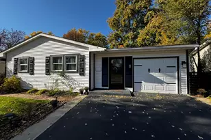 327 Tulsa Ave, Carpentersville, IL 60110 - Photo 1