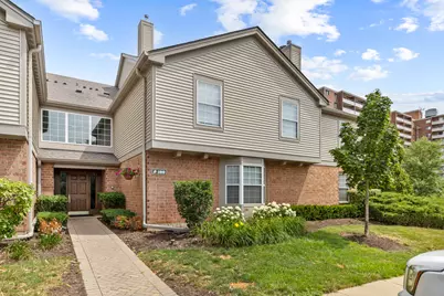 100 White Oak Court #1, Schaumburg, IL 60195 - Photo 1