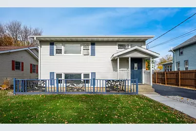 729 W Perry Street, Belvidere, IL 61008 - Photo 1