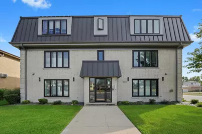 6837 W 95th Street #2E, Oak Lawn, IL 60453 - Photo 1