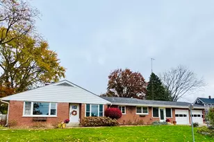 118 W Reader St, Elburn, IL 60119 - Photo 1