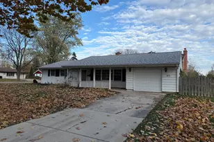 25 Westover Ln, Schaumburg, IL 60193 - Photo 1