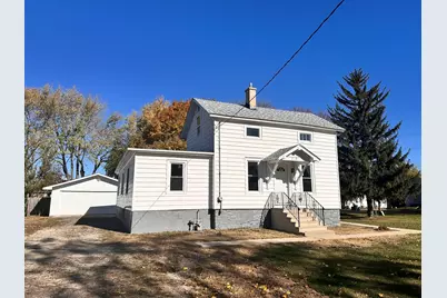 210 W Hall Street, Leland, IL 60531 - Photo 1