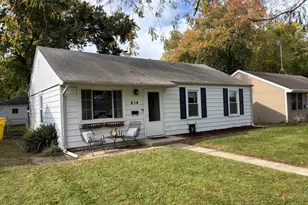 414 N Lindberg St, Griffith, IN 46319 - Photo 1