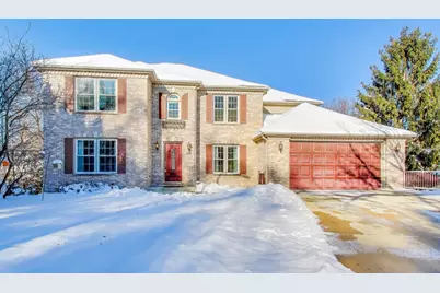 660 Robin Ridge, Elgin, IL 60123 - Photo 1