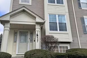 11S427 Rachael Ct, Willowbrook, IL 60527 - Photo 1