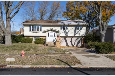 24 Sunset Drive, Cary, IL 60013 - Photo 1