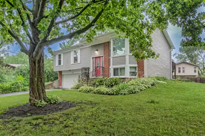 220 Falcon Ridge Way, Bolingbrook, IL 60440 - Photo 1