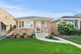 2834 N Narragansett Ave, Chicago, IL 60634 - Photo 1