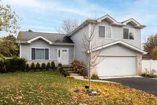 510 N Lockwood Dr, Lockport, IL 60441 - Photo 1