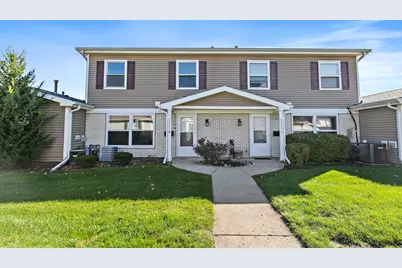 1311 Kingsbury Drive #E, Hanover Park, IL 60133 - Photo 1