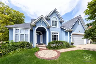 940 Burnham Ct, Aurora, IL 60502 - Photo 1