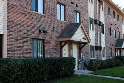 5 Echo Court #12, Vernon Hills, IL 60061 - Photo 1