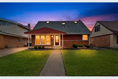 10025 Mulberry Avenue, Oak Lawn, IL 60453 - Photo 1