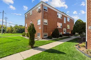 2330 S 17th Ave, North Riverside, IL 60546 - Photo 1