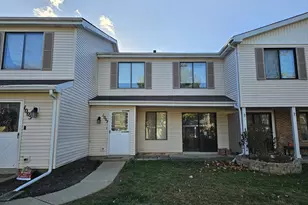 1007 Cleveland Ct, Vernon Hills, IL 60061 - Photo 1