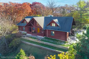 187 Rabbit Run, Ingleside, IL 60041 - Photo 1