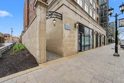 195 N Addison Avenue #PH03, Elmhurst, IL 60126 - Photo 1