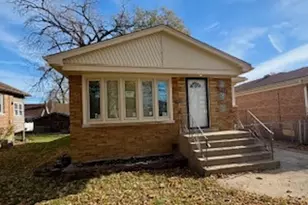 10353 S Spaulding Ave, Chicago, IL 60655 - Photo 1