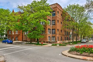 1748 W Granville Ave, Chicago, IL 60660 - Photo 1