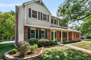 1704 Kenyon Dr, Naperville, IL 60565 - Photo 1