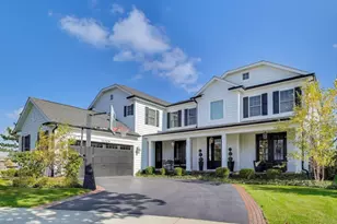 1329 E Christina Ct, Arlington Heights, IL 60004 - Photo 1