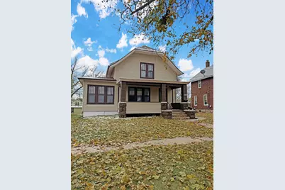 1241 W Pleasant Street, Freeport, IL 61032 - Photo 1
