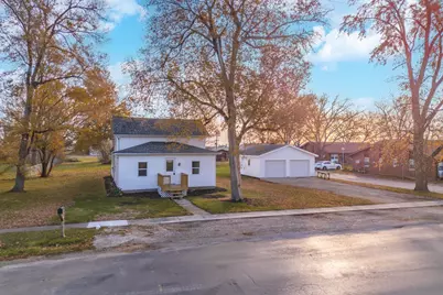 401 S 6th Street, Cornell, IL 61319 - Photo 1