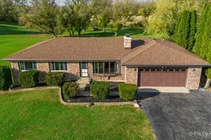 20876 Ridgeview Ln, Marengo, IL 60152 - Photo 1