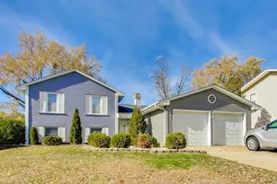 121 S Lancaster Dr, Bolingbrook, IL 60440 - Photo 1