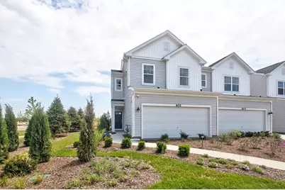 320 Kingsport Drive, South Elgin, IL 60177 - Photo 1