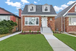 8047 S Mozart St, Chicago, IL 60652 - Photo 1