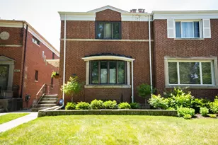 8213 Lake St, River Forest, IL 60305 - Photo 1