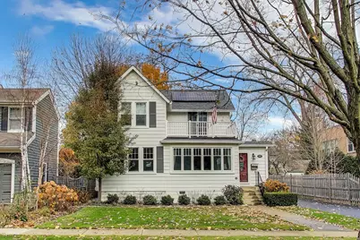 228 E Center Avenue, Lake Bluff, IL 60044 - Photo 1