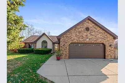 304 Sanders Court, Yorkville, IL 60560 - Photo 1