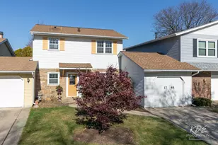 1748 Prentiss Dr, Downers Grove, IL 60516 - Photo 1