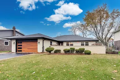 [Address not provided], Arlington Heights, IL 60005 - Photo 1